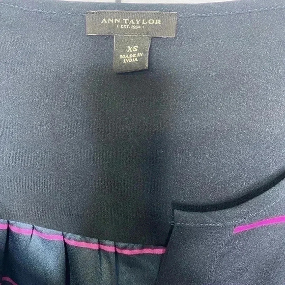 Ann Taylor Striped Split Neck Bubble Hem Top - Picture 5 of 5